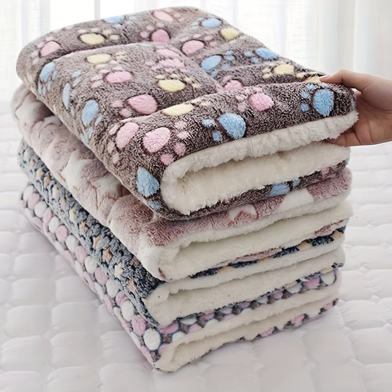 Warm Pet Mats for Autumn & Winter – Soft Cozy Pads for Dogs & Cats