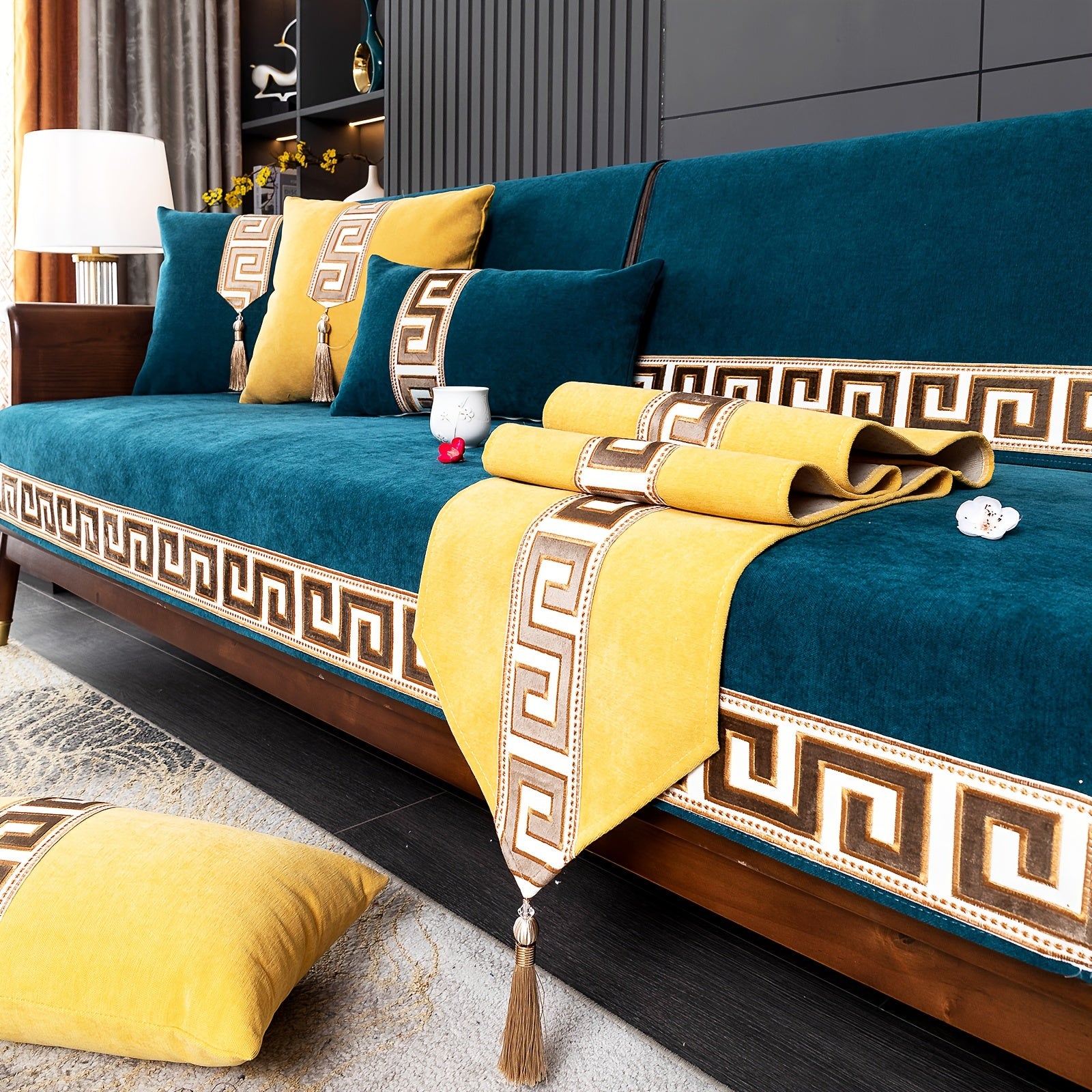 European Light Luxury Sofa Cover Cushion Nordic Snowy Design