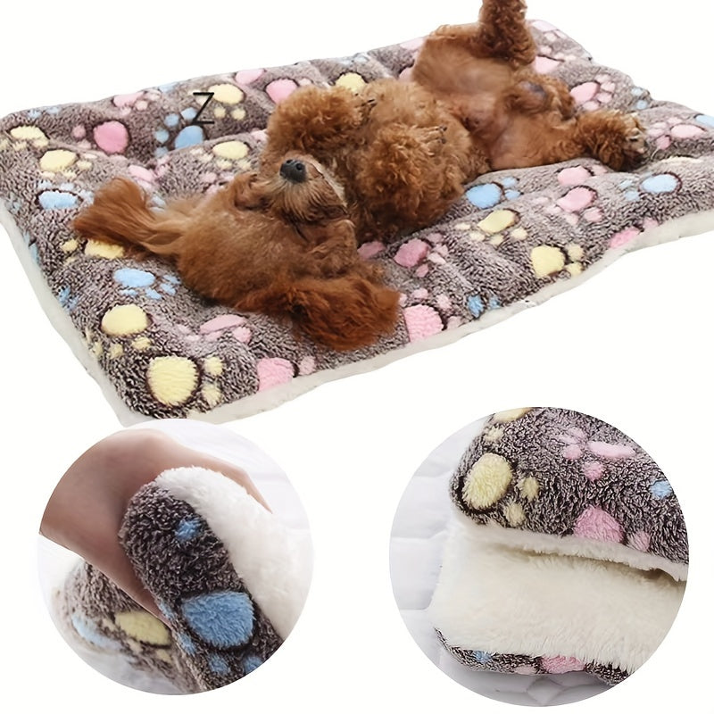 Warm Pet Mats for Autumn & Winter – Soft Cozy Pads for Dogs & Cats