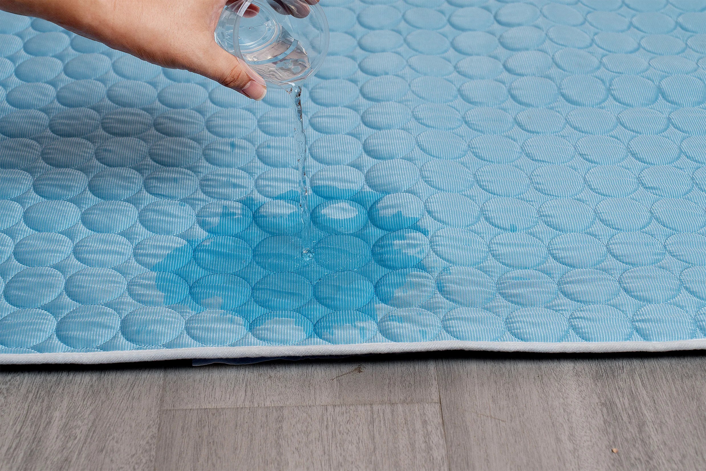 Cooling Dog Mat – Breathable Summer Pet Bed Blanket for Small to Large Dogs
