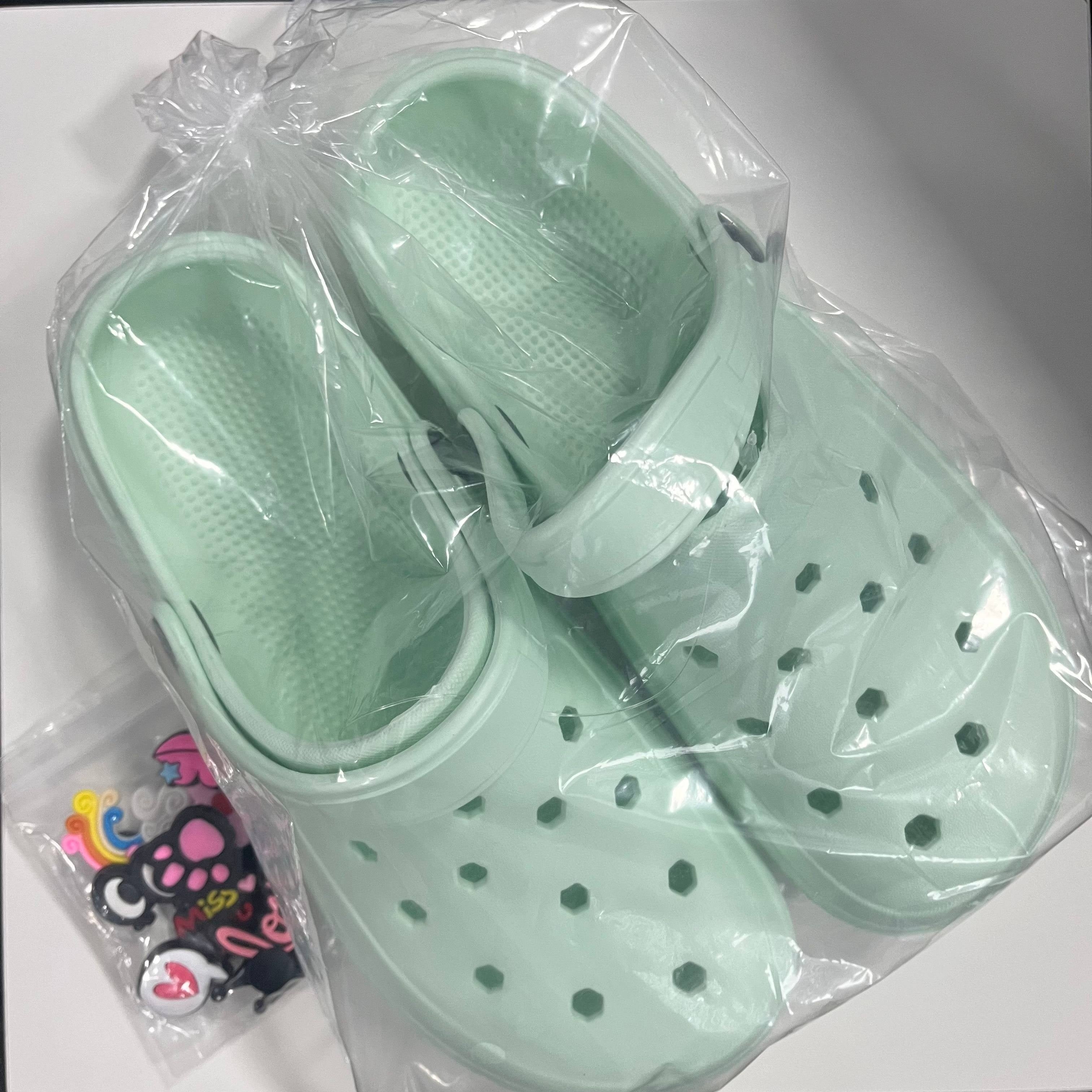 Women’s Elegant Summer Clogs – Breathable Thick Sole Beach Sandals with Charms