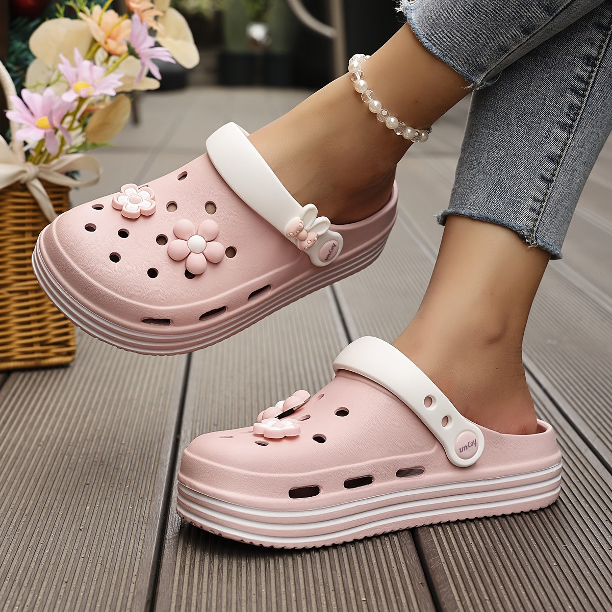 Women’s Cute Floral Clogs – Breathable Thick-Soled Slip-On Garden & Beach Shoes