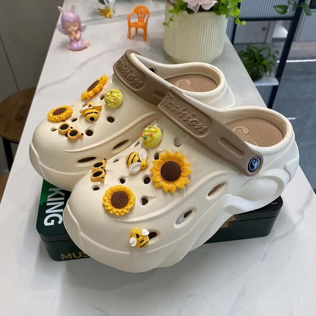 Women’s Summer EVA Sandals – Breathable Lightweight Flats with Cute Cartoon Charms