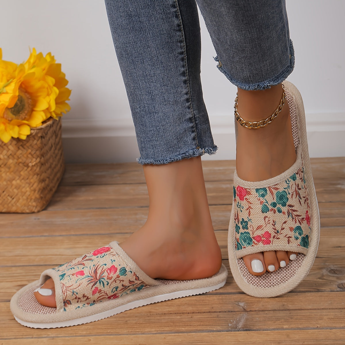 Women’s Floral Linen Slippers – Breathable Open Toe Flat Indoor House Shoes