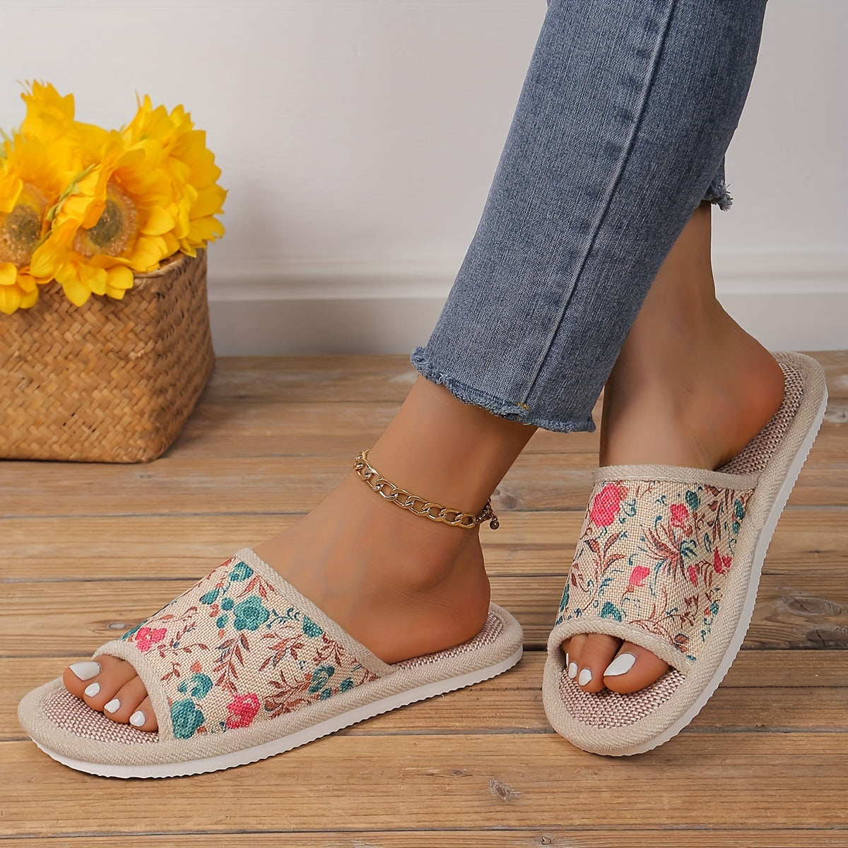 Women’s Floral Linen Slippers – Breathable Open Toe Flat Indoor House Shoes