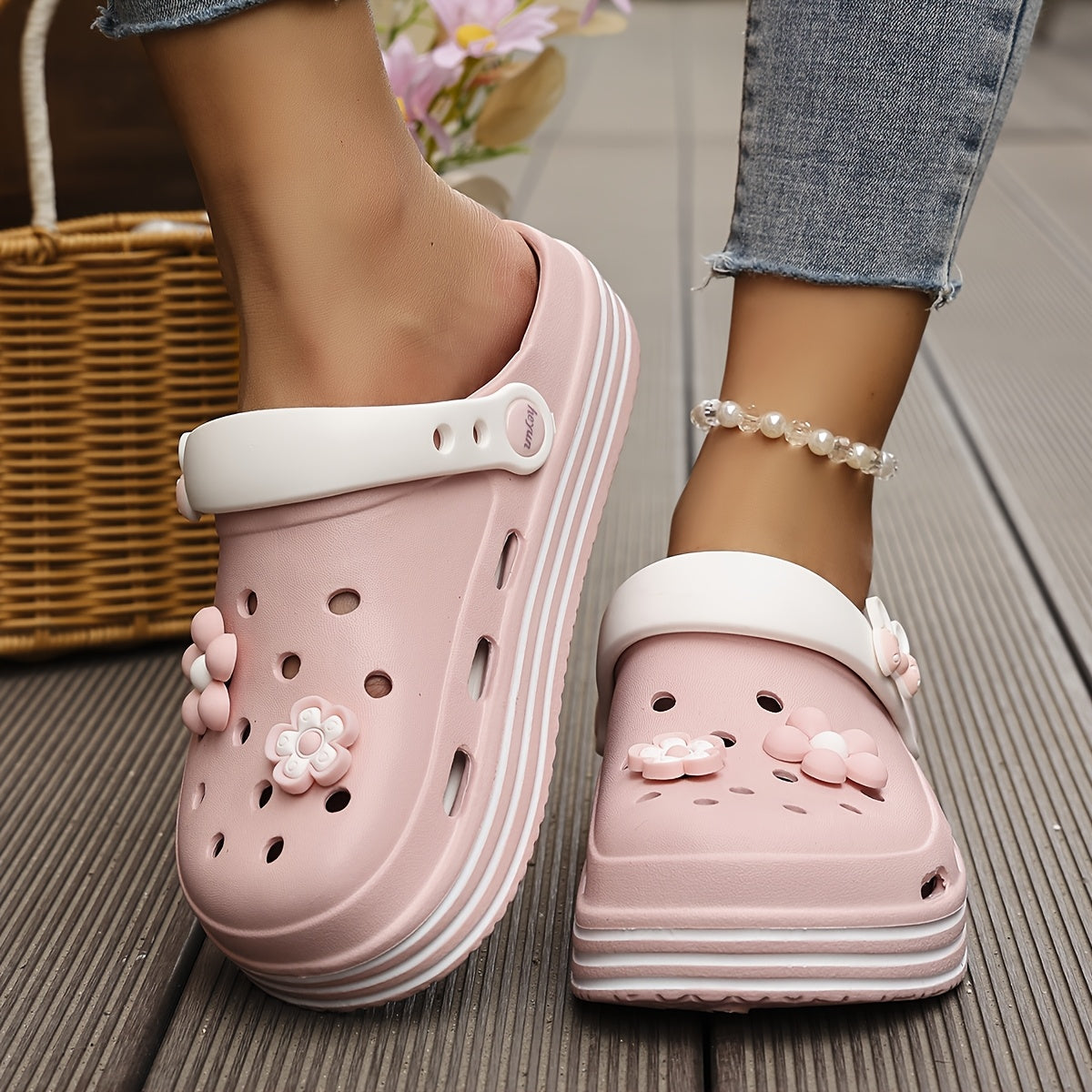 Women’s Cute Floral Clogs – Breathable Thick-Soled Slip-On Garden & Beach Shoes