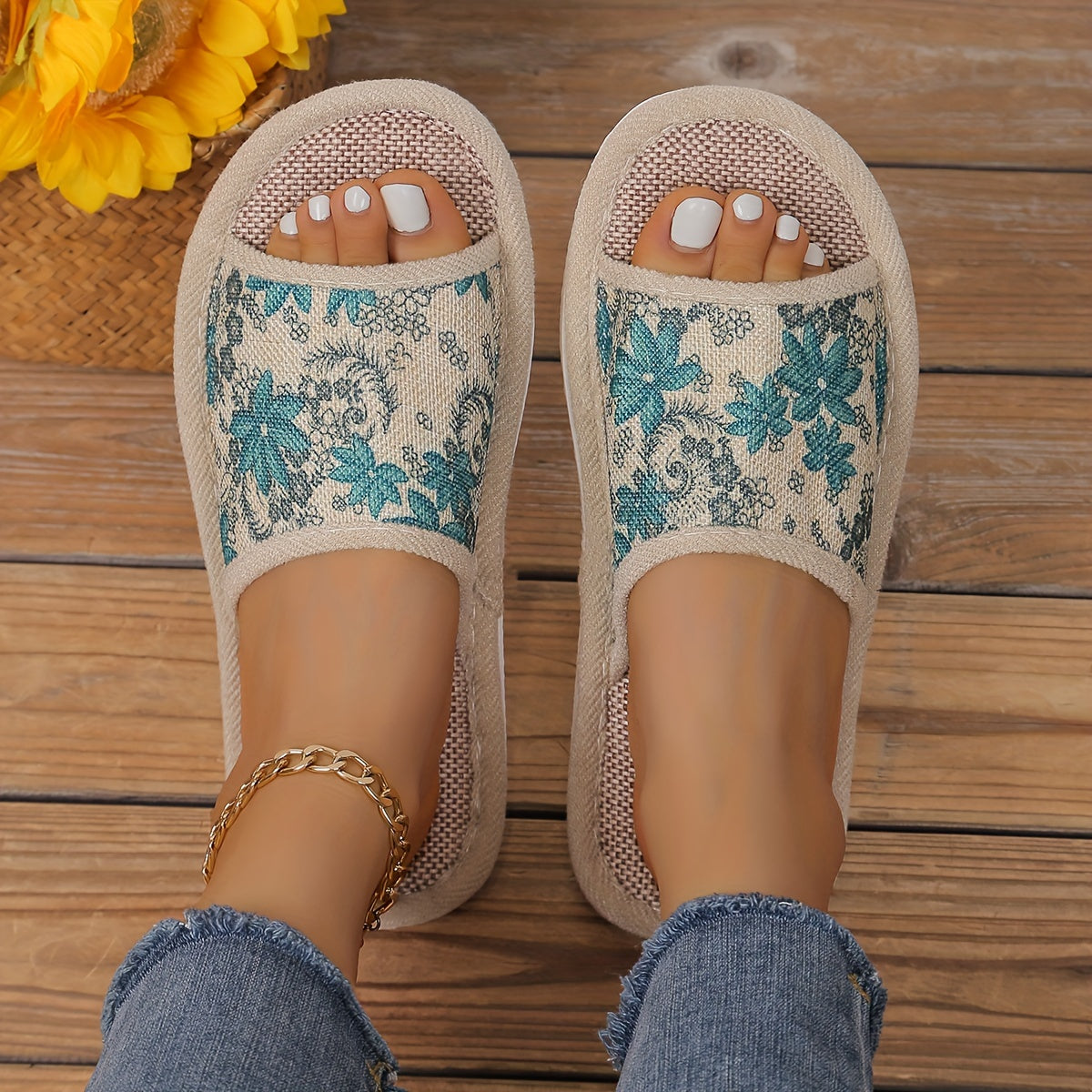 Women’s Floral Linen Slippers – Breathable Open Toe Flat Indoor House Shoes