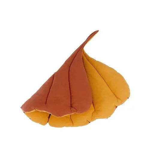 Leaf-Shaped Soft Cotton Cat Bed Mat – Double-Sided, Washable Pad for Cats