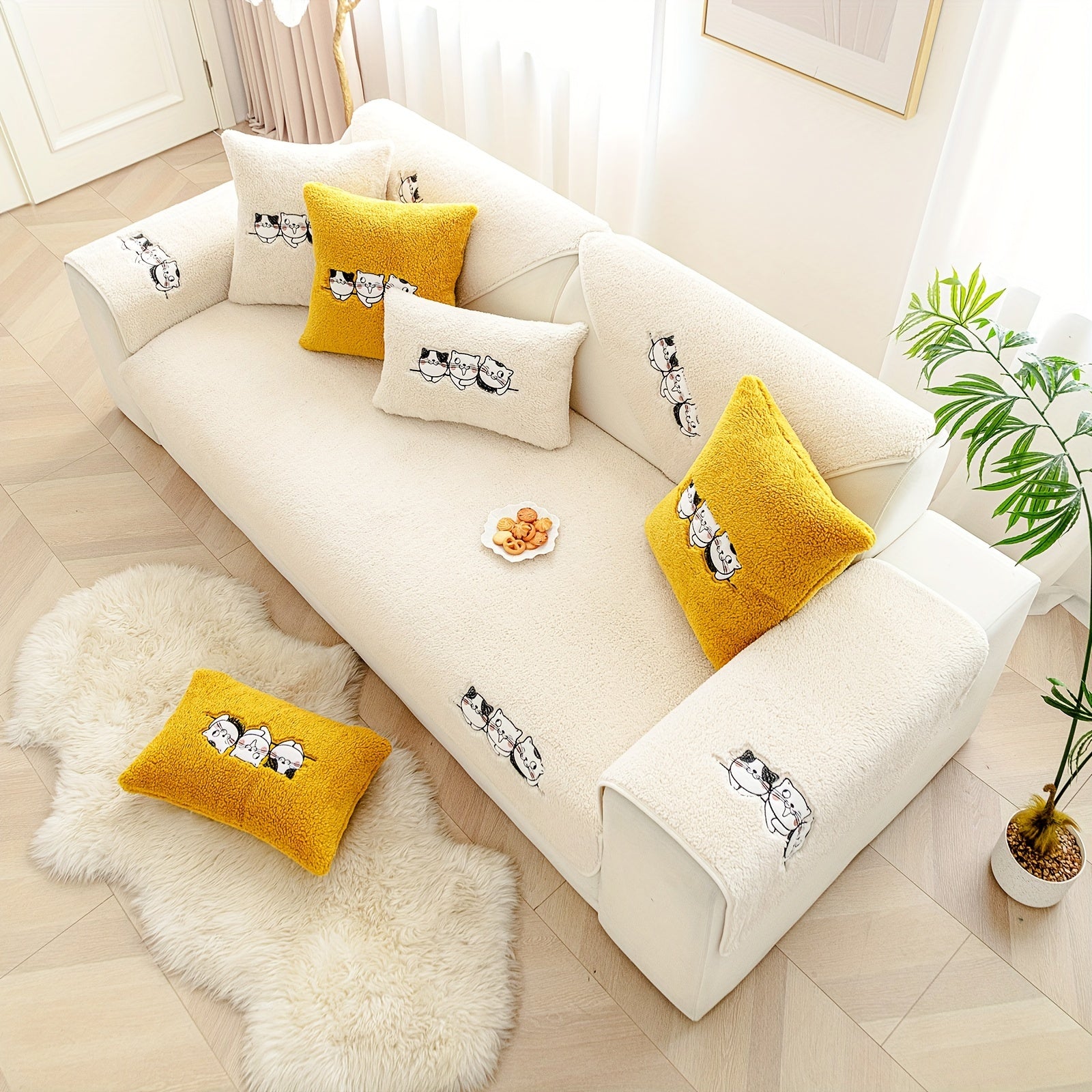 Three Cats Lamb-Knitted Sofa Cushion – Thick, Warm European-Style Cover