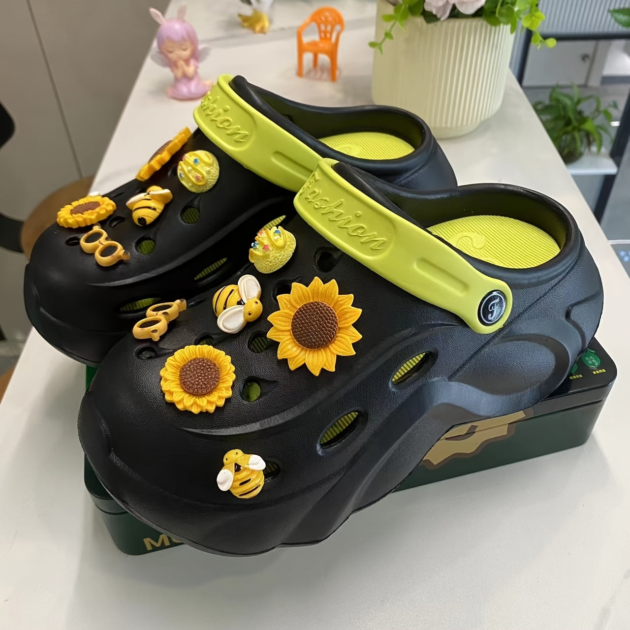 Women’s Summer EVA Sandals – Breathable Lightweight Flats with Cute Cartoon Charms