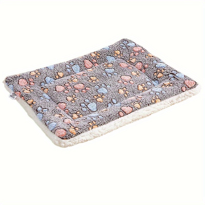 Warm Pet Mats for Autumn & Winter – Soft Cozy Pads for Dogs & Cats