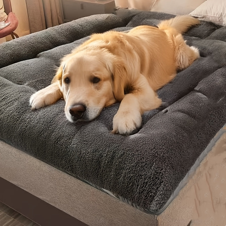Plush Dog Bed Mat – All-Season Rectangular Pet Pad for Small–Large Dogs